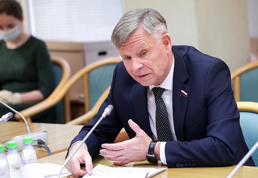 Член Комитета по региональной политике и проблемам Севера и Дальнего Востока Андрей Кузьмин
