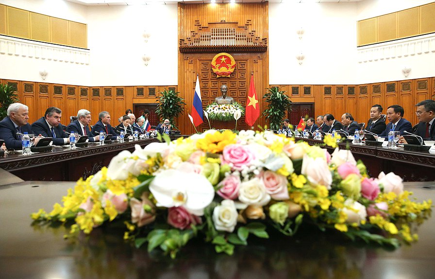 Meeting of Chairman of the State Duma Viacheslav Volodin and Prime Minister of the Socialist Republic of Vietnam Nguyễn Xuân Phúc