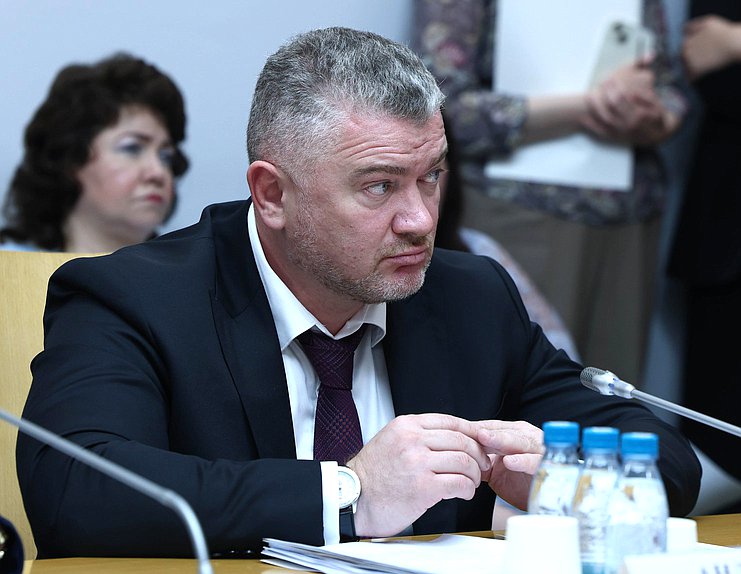Член Комитета по труду, социальной политике и делам ветеранов Евгений Андриенко