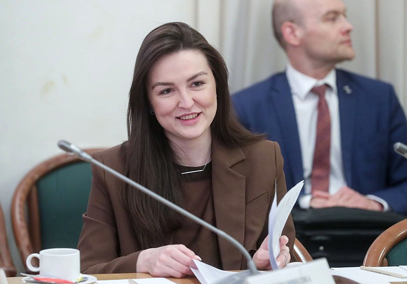 Член Комитета по просвещению Анна Скрозникова