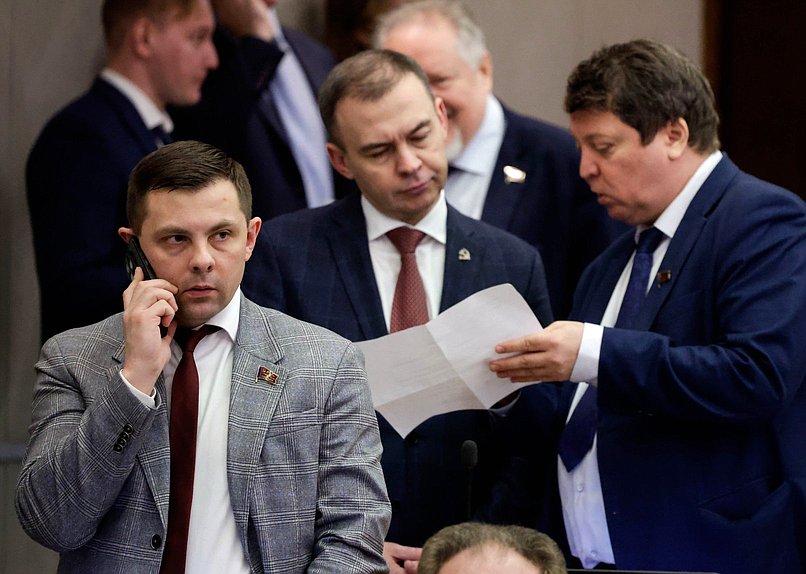 Член Комитета по экологии, природным ресурсам и охране окружающей среды Олег Михайлов