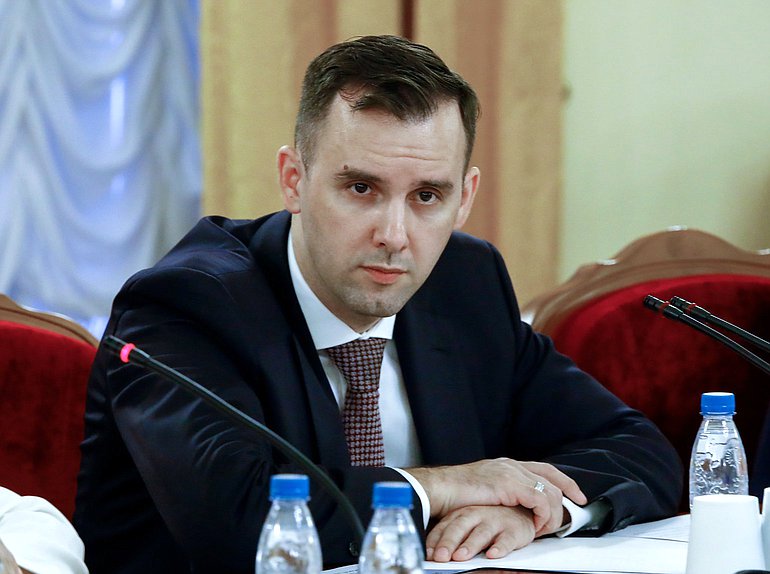 Председатель Комитета по малому и среднему предпринимательству Александр Демин