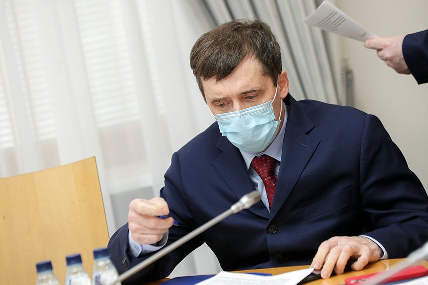 Заместитель Председателя Комитета по труду, социальной политике и делам ветеранов Михаил Терентьев