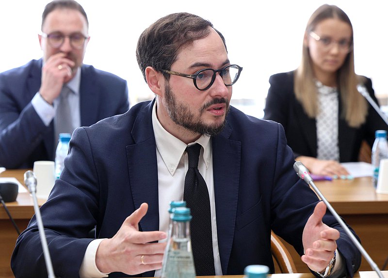Статс-секретарь - заместитель руководителя ФМБА России Николай Солнцев