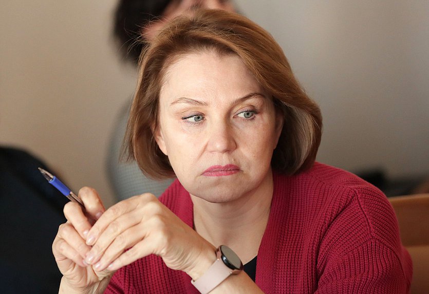 Круглый стол фракции «Новые люди» на тему «Проблемы идентификации личности пациента в стационарных лечебных учреждениях: особенности и правовое регулирование»