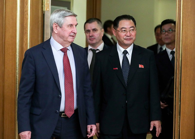 First Deputy Chairman of the State Duma Ivan Melnikov and Chairman of the Supreme People’s Assembly of the DPRK Pak Thae-song