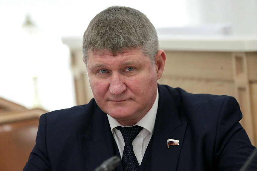 Member of the Committee on Security and Corruption Control Mikhail Sheremet