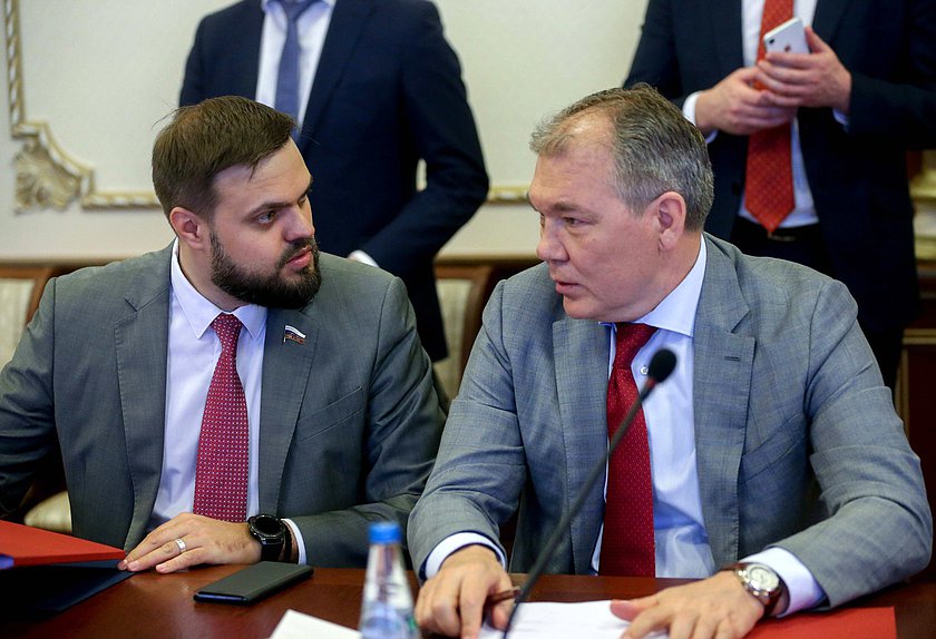Member of the Committee on Issues of the Commonwealth of Independent States and Contacts with Fellow Countryman Artem Turov and Chairman of the Committee on Issues of the Commonwealth of Independent States and Contacts with Fellow Countryman Leonid Kalashnikov
