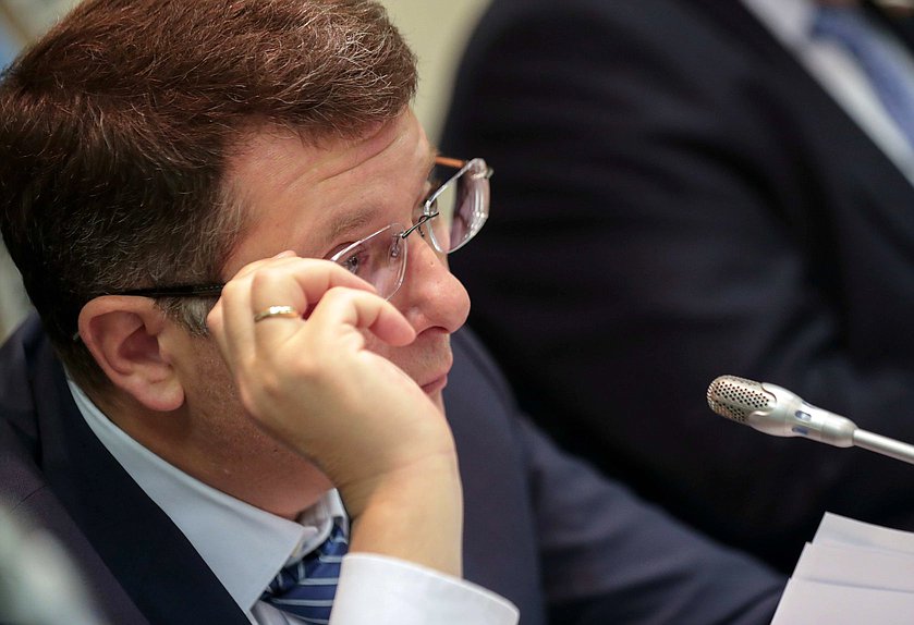 Председатель Комитета по экономической политике, промышленности, инновационному развитию и предпринимательству Сергей Жигарев
