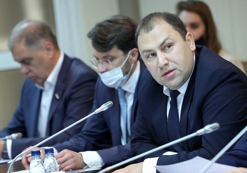 Заседание Комитета по экологии, природным ресурсам и охране окружающей среды