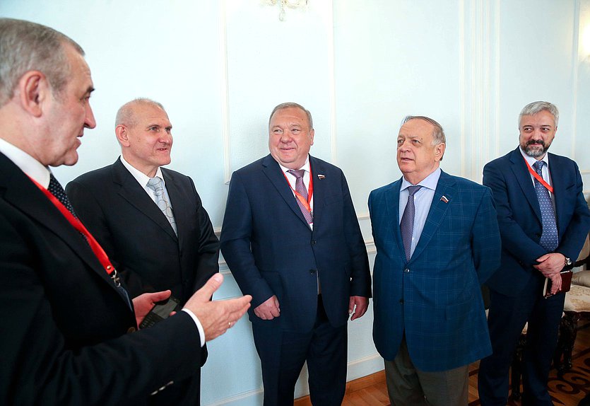 Meeting of Chairman of the State Duma Viacheslav Volodin and Chairman of the Supreme Council of the Kyrgyz Republic Dastan Jumabekov