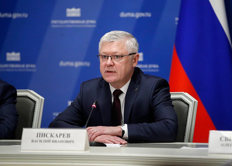 Председатель Комитета по безопасности и противодействию коррупции Василий Пискарев