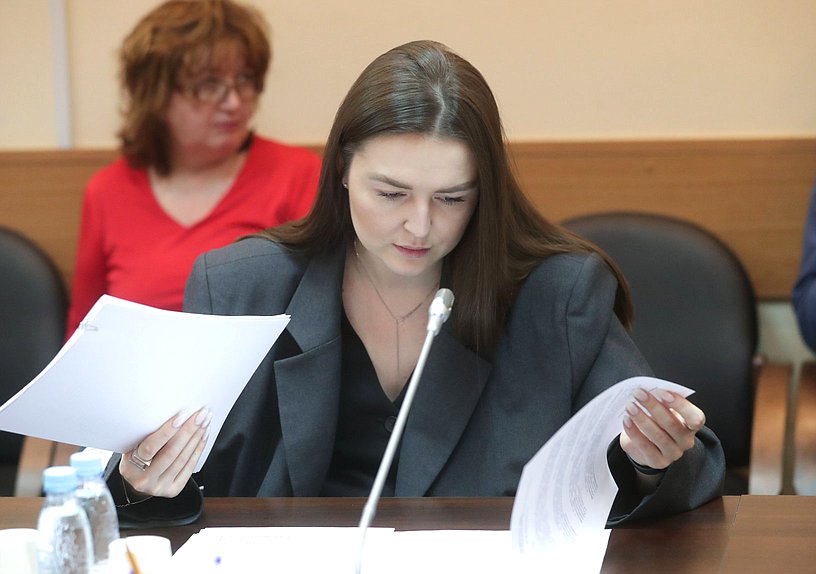 Член Комитета по просвещению Анна Скрозникова