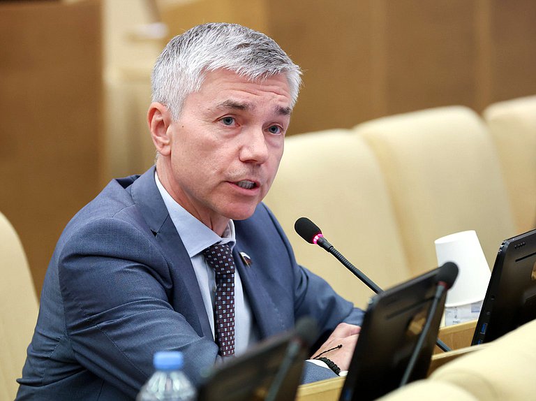Член Комитета по физической культуре и спорту Евгений Ревенко