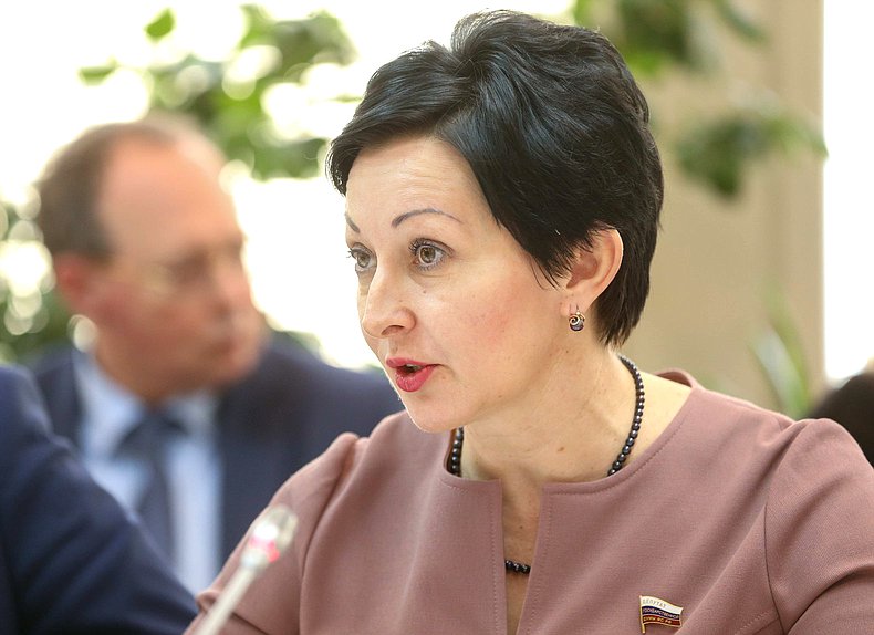 Заместитель Председателя Комитета по региональной политике и проблемам Севера и Дальнего Востока Оксана Бондарь
