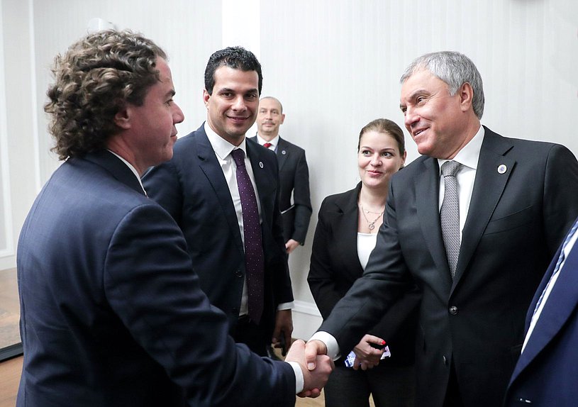 Jefe de la Duma Estatal, Vyacheslav Volodin, y el Primer Vicepresidente del Senado Federal del Congreso Nacional de Brasil, Veneziano Vital do Rêgo Segundo Neto