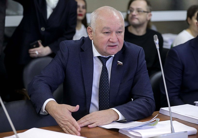 Председатель Комитета Государственной Думы по делам национальностей Ильдар Гильмутдинов