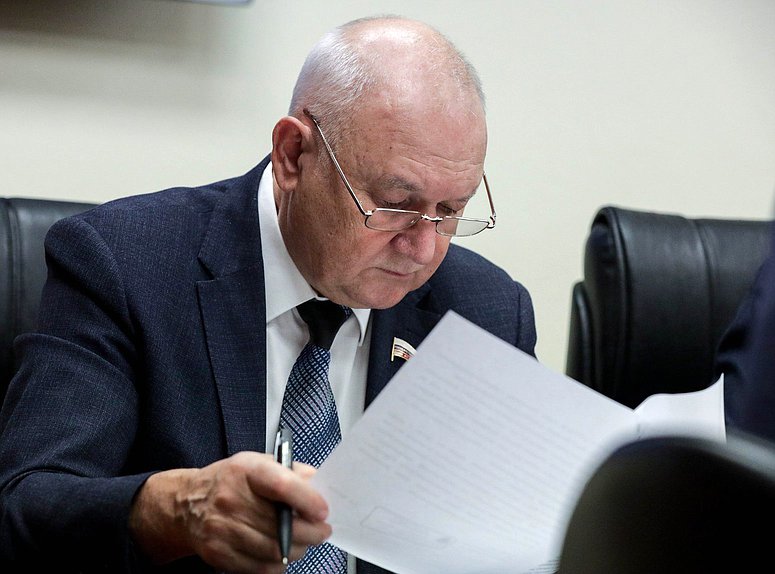 Первый заместитель Председателя Комитета по делам национальностей Ильдар Гильмутдинов