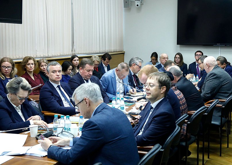 Заседание Комитета по бюджету и налогам