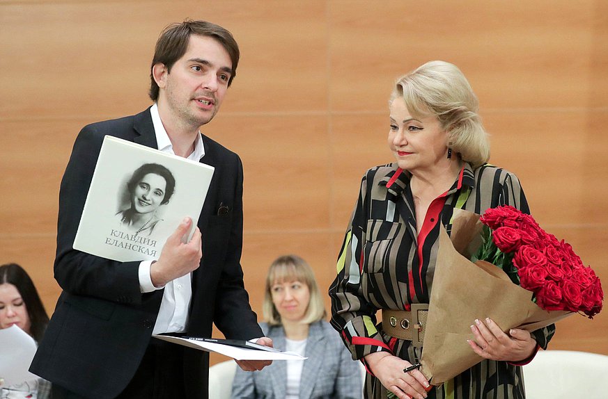 Председатель Комитета по вопросам семьи, женщин и детей Нина Останина