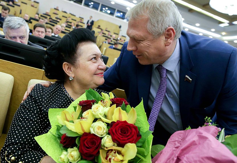 Член Комитета по контролю и Регламенту Раиса Кармазина