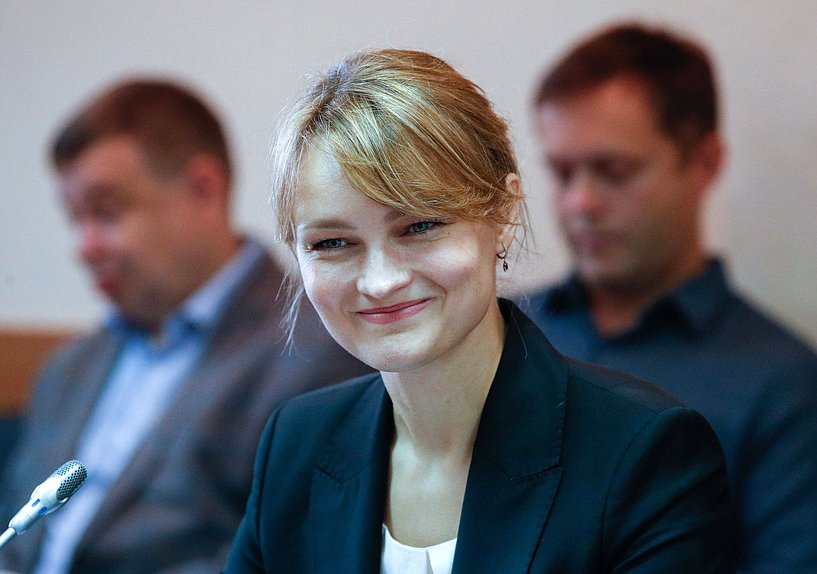 Совещание Комиссии по обеспечению жилищных прав граждан на тему «Формирование некоммерческого фонда наемного жилья в РФ для граждан с невысоким уровнем дохода»