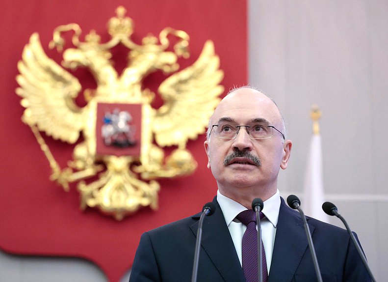 Председатель Комитета по науке и высшему образованию Сергей Кабышев