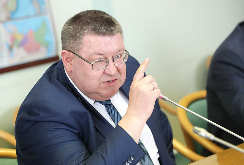 Член Комитета по федеративному устройству и вопросам местного самоуправления Александр Пятикоп