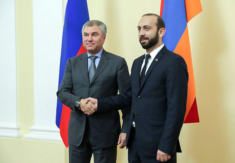 Chairman of the State Duma Viacheslav Volodin and President of the National Assembly of the Republic of Armenia Ararat Mirzoyan