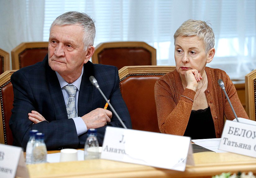 Круглый стол Комитета по аграрным вопросам на тему «Нормативно-правовое регулирование оборота и использования пестицидов и агрохимикатов в России, а также международной торговли продукцией растениеводства»