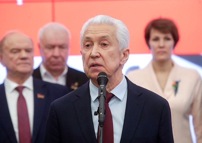Руководитель фракции "Единая Россия" Владимир Васильев
