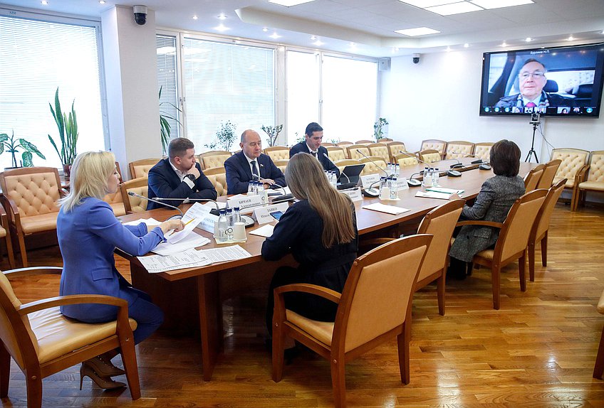 Заседание Комитета по развитию гражданского общества, вопросам общественных и религиозных объединений