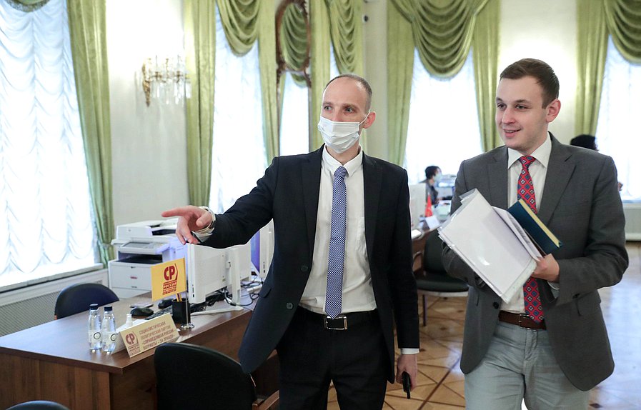 Избранный депутат Государственной Думы VIII созыва, Первый заместитель Председателя Комитета по природным ресурсам, собственности и земельным отношениям Государственной Думы VII созыва Василий Власов