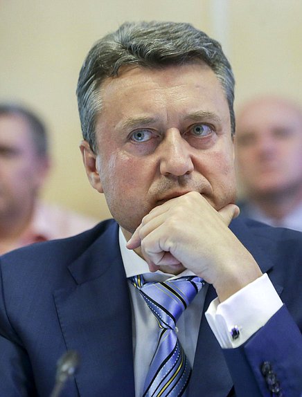 Член Комитета по безопасности и противодействию коррупции Анатолий Выборный