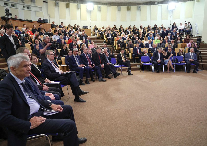 Парламентские слушания Комитета по аграрным вопросам на тему «Совершенствование правового регулирования оборота земель сельскохозяйственного назначения»