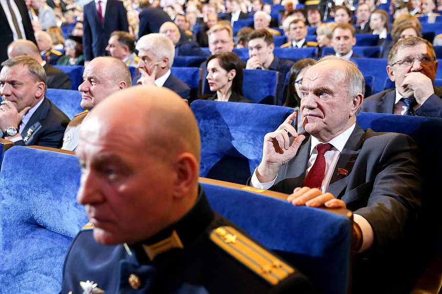 Руководитель фракции КПРФ Геннадий Зюганов