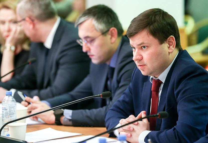 Министр строительства и ЖКХ Саратовской области Дмитрий Тепин