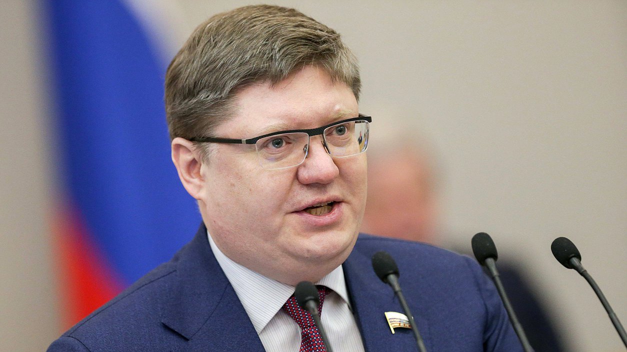 First deputy head of the United Russia faction Andrey Isaev