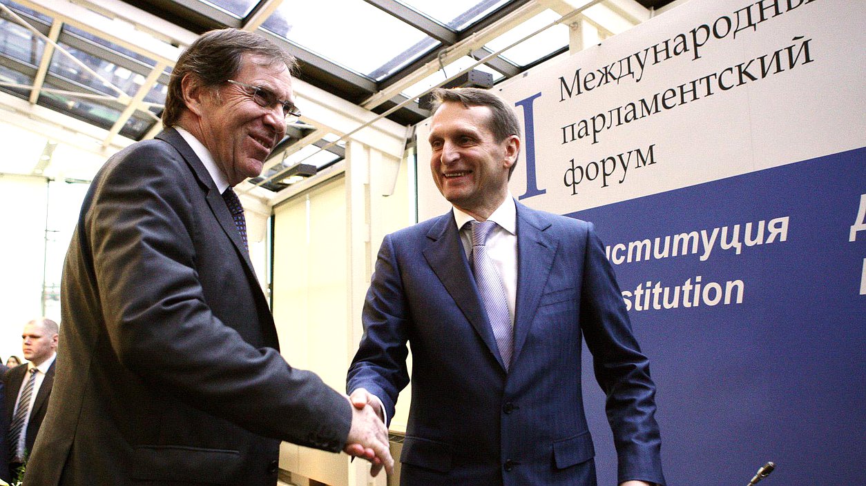 Второй международный парламентский форум. Жан-Клод Миньон и Сергей Нарышкин.