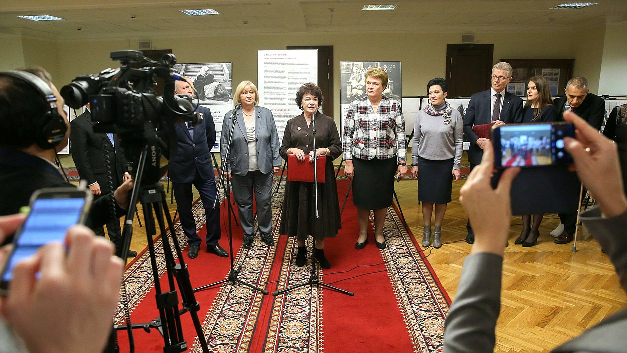 Председатель Комитета по вопросам семьи, женщин и детей Тамара Плетнева