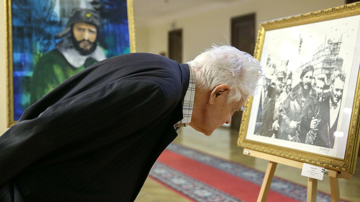 Выставка кубинского художника Йосвани Мартинеса Переса, посвященная 55-й годовщине первого визита в СССР лидера кубинской Революции Фиделя Кастро