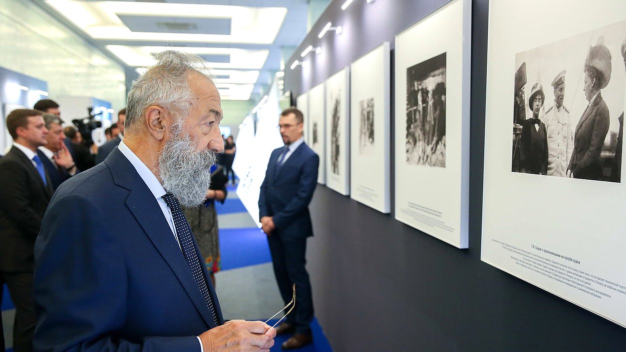 Член Комитета по международным делам Артур Чилингаров