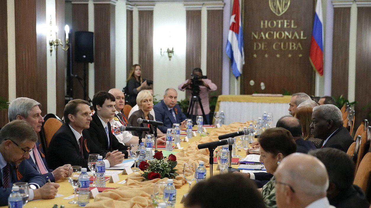 Встреча с Председателем Национальной ассамблеи народной власти Республики Куба, членом Политбюро ЦК Компартии Кубы Эстебаном Ласо Эрнандесом.