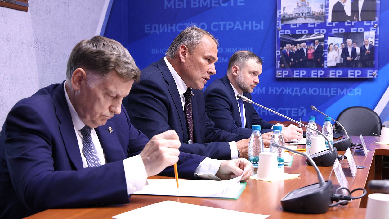 Заместитель Председателя Государственной Думы Петр Толстой