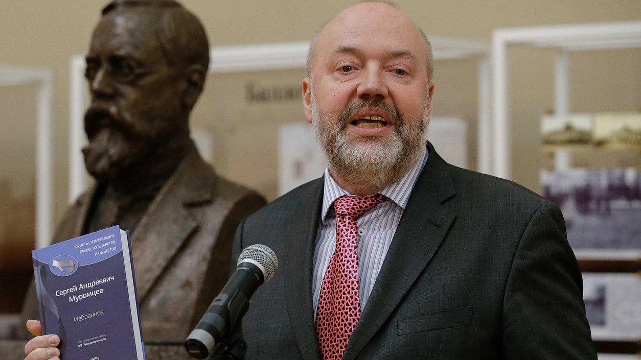 Рабочая поездка Председателя Государственной Думы Федерального Собрания Российской Федерации С.Е.Нарышкина в Северо-Западный федеральный округ. Церемония передачи бюста С.А.Муромцева Межпарламентской Ассамблее Независимых государств.