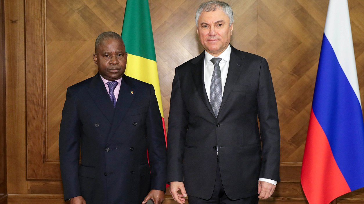 Председатель Государственной Думы Вячеслав Володин и Председатель Сената Парламента Республики Конго Пьер Нголо