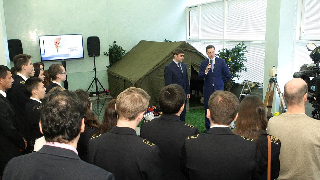   Открытие выставки "Геологоразведка в России: вчера, сегодня, завтра".