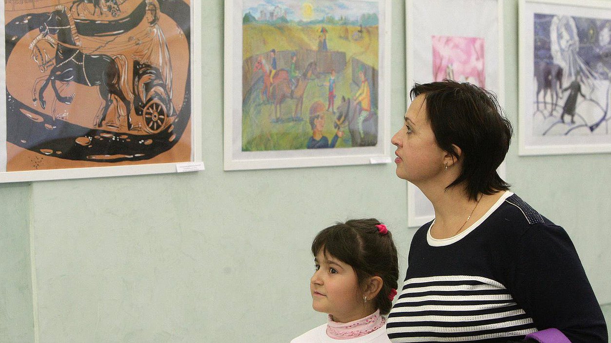 Открытие выставки "Моя Родина. Моё детство. Мой верный конь". 