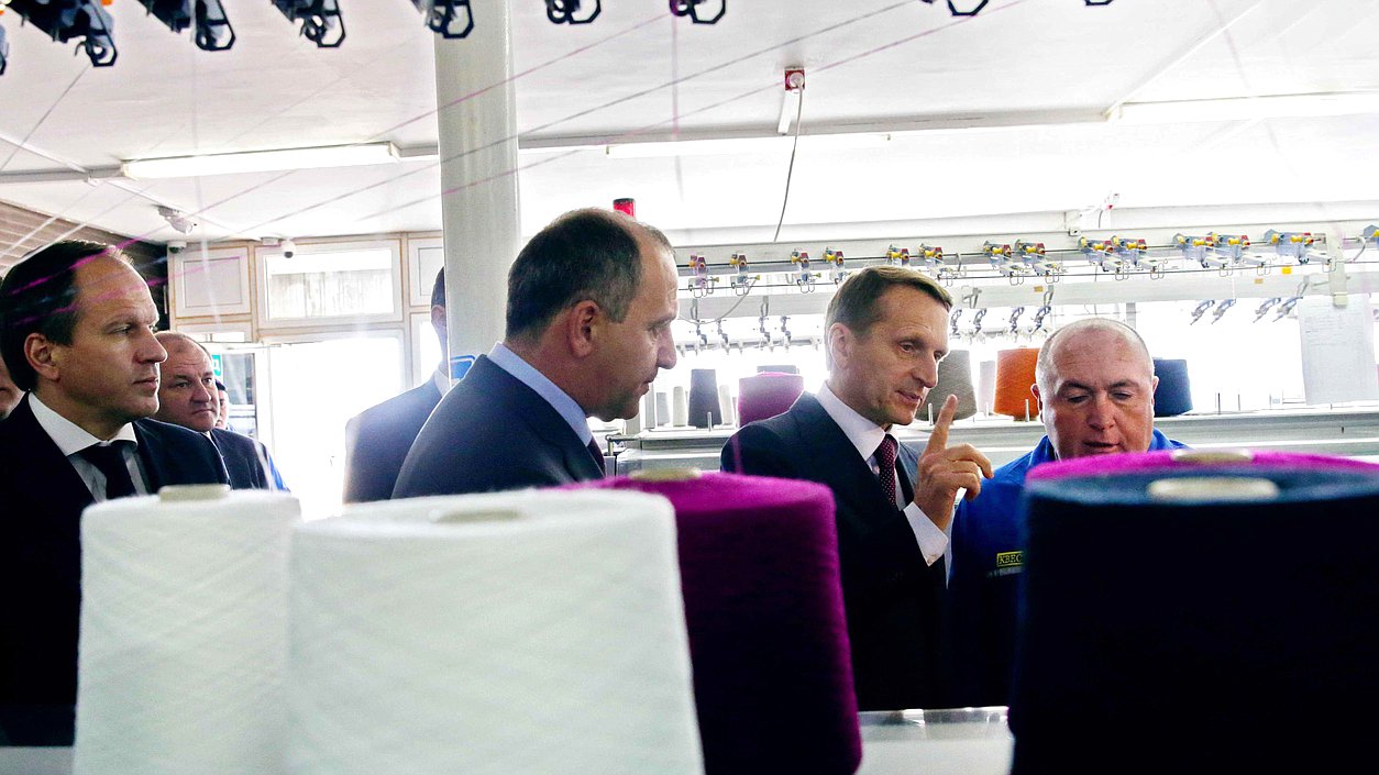   Посещение ООО "Квест". Осмотр цеха сортировки шерсти.