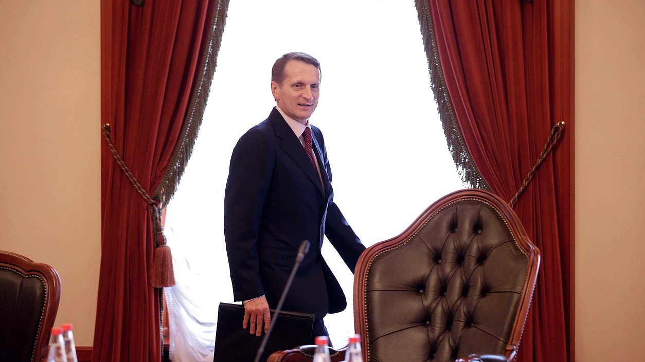   Встреча Сергея Нарышкина с главой Карачаево-Черкесской Республики Рашидом Темрезовым и членами Народного Собрания (Парламента) Карачаево-Черкесской Республики.